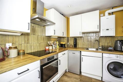 1 bedroom flat for sale, New Cross Road, London SE14