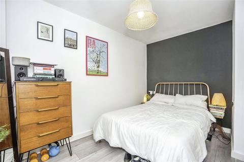 1 bedroom flat for sale, New Cross Road, London SE14