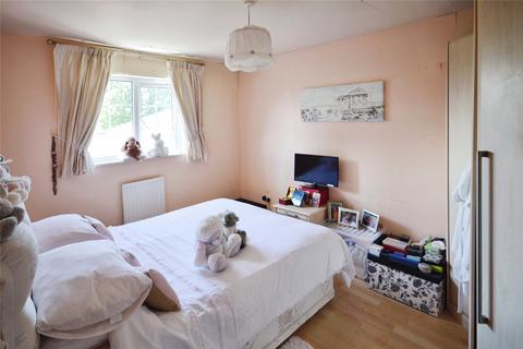 3 bedroom flat for sale, Maria Close, London SE1