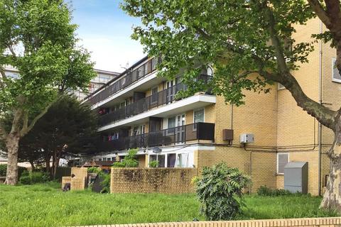 1 bedroom flat for sale, Wentworth Crescent, London SE15