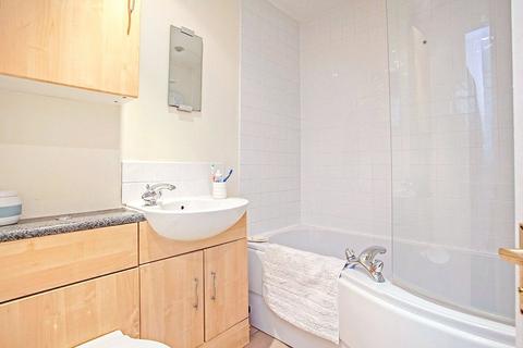 1 bedroom flat for sale, Beacon Gate, London SE14