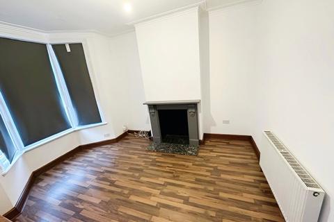 5 bedroom terraced house to rent, Monson Road, London SE14