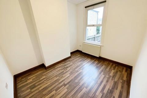 5 bedroom terraced house to rent, Monson Road, London SE14
