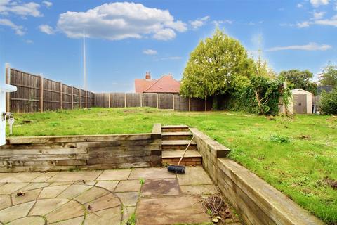 37 Eversley Avenue, Bexleyheath, DA7 6RD