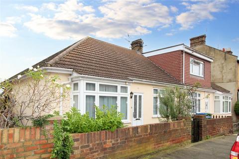 3 bedroom bungalow for sale, Methuen Road, Belvedere DA17