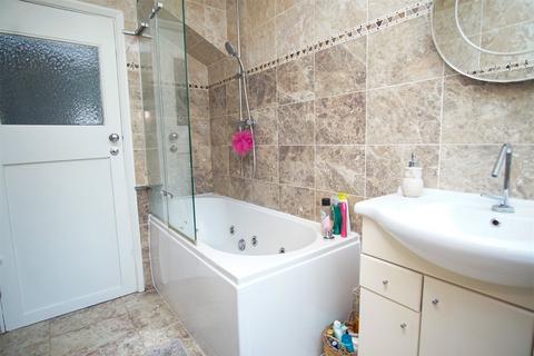 15 Barnehurst Avenue, Erith, DA8 3NE