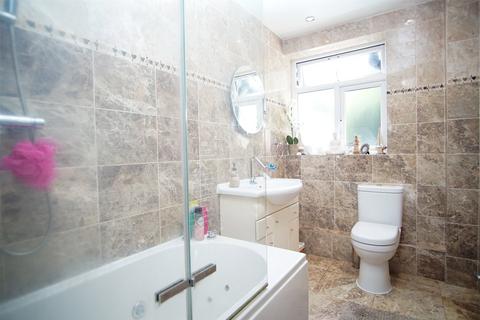 15 Barnehurst Avenue, Erith, DA8 3NE