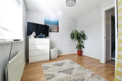 19 Duriun Way, Erith, DA8 2HG
