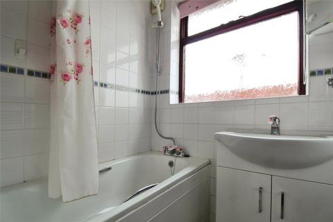 18 Cray Road, Belvedere, DA17 6NB