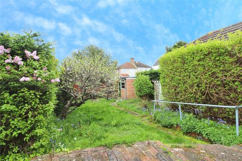 18 Cray Road, Belvedere, DA17 6NB