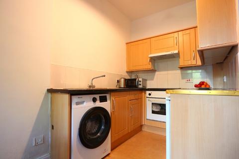 1 bedroom flat to rent, Beaverbank Place, Broughton, Edinburgh, EH7