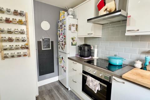 19 Dymond Close, Camelford, PL32 9US