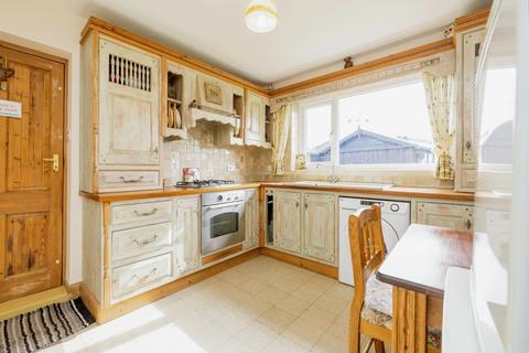 2 bedroom bungalow for sale, Manor Road, Lincoln LN6