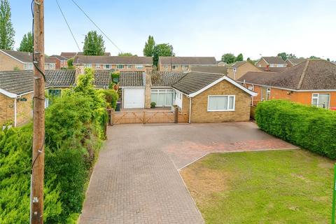 3 bedroom bungalow for sale, Newark Road, Lincoln LN6