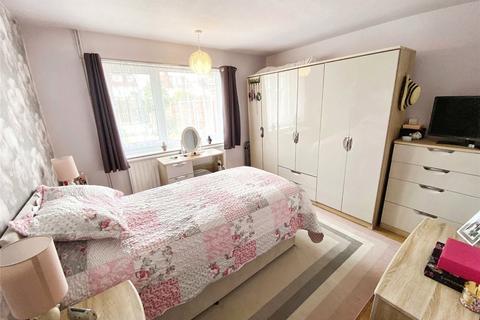 119 Meadowside, Nuneaton, CV11 6NG