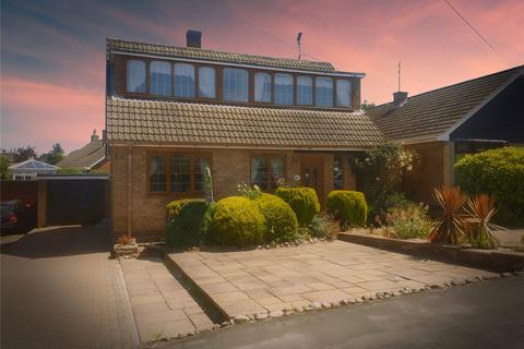 4 Trentham Road, Hartshill, Nuneaton, CV10 0SN