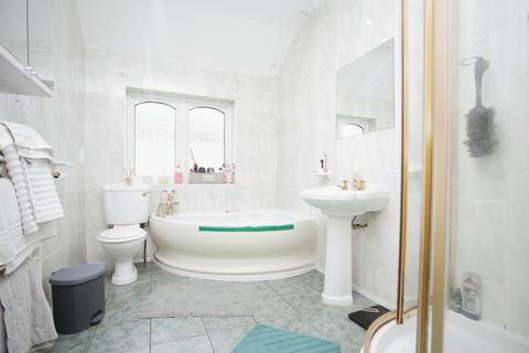 118 Castle Road, Nuneaton, CV10 0EP
