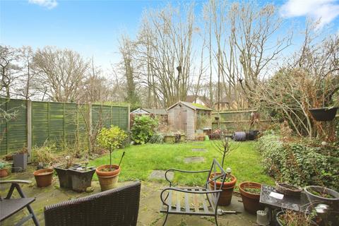 33 Hillside, Hartshill, Nuneaton, CV10 0NX