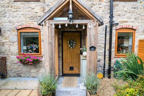 3, Forest Hills Black Park, Chirk, Wrexham, LL14 5BA
