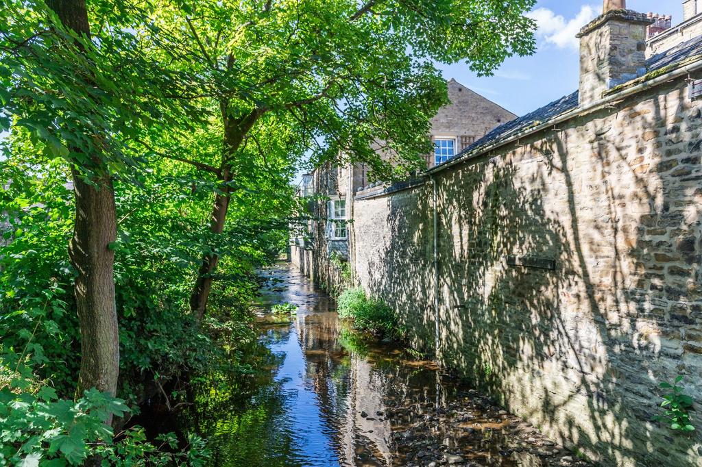 Picture No. 04