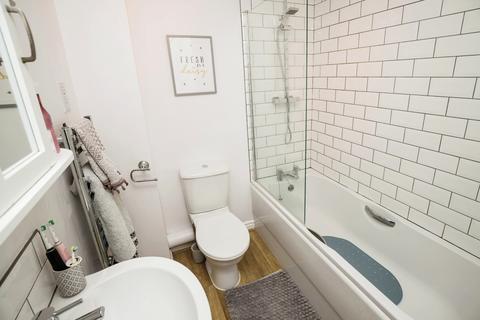 38 Cae Onan, Morda, Oswestry, SY10 9PX