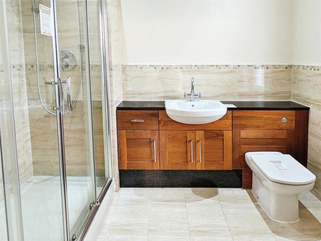 Ensuite