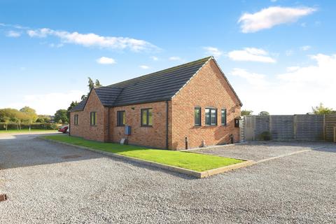 2 Lea Manor Gardens, Albrighton, Wolverhampton, WV7 3DD