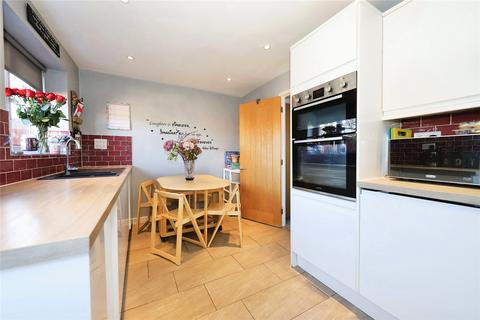 33 Coulter Grove, Perton, Wolverhampton, WV6 7UA
