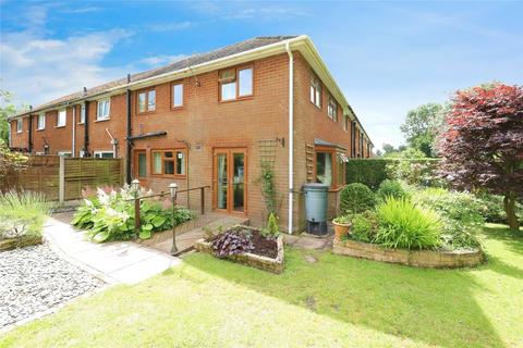 3 bedroom terraced house for sale, Loveridge Close, Wolverhampton WV8