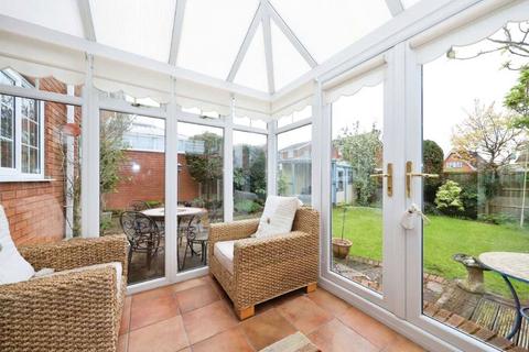 4 Corfe Close, Wolverhampton, WV6 7RT