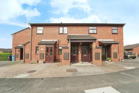 2 bedroom flat for sale, Waveney Avenue, Wolverhampton WV6