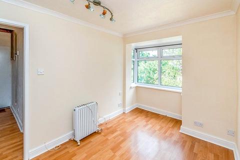 32 Bader Road, Wolverhampton, WV6 7UY