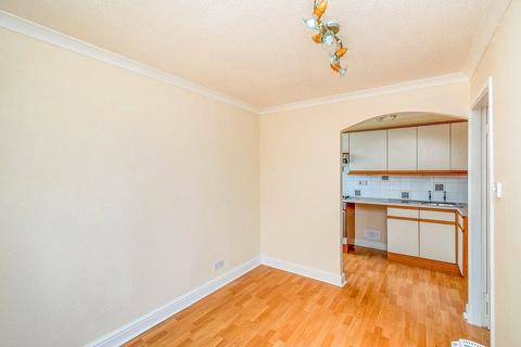 32 Bader Road, Wolverhampton, WV6 7UY