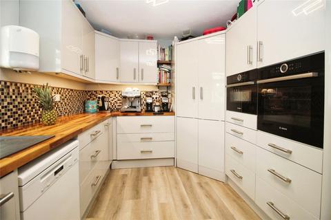 9 Bere Hill, Whitchurch, RG28 7EN