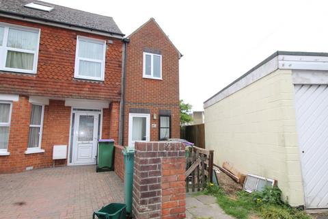 3 bedroom end of terrace house for sale, Hawkins Road, Folkestone CT19