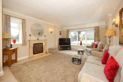 3 bedroom detached house for sale, Roundwood Road, Shipley BD17