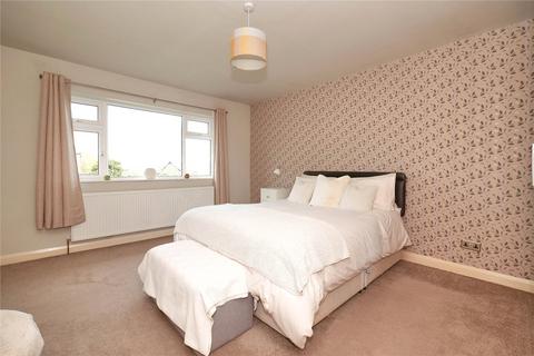 1 Alder Carr, Baildon, Shipley, BD17 5TE