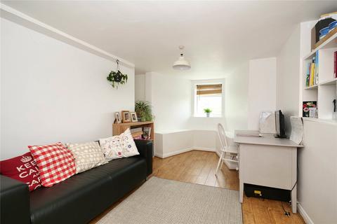 20 Bank Crest, Baildon, Shipley, BD17 5EZ