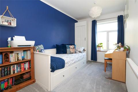 9 Oak Place, Baildon, Shipley, BD17 7QJ
