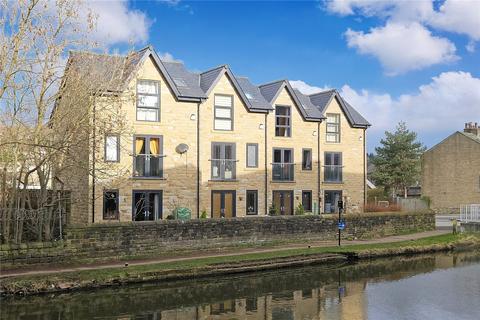 47 Dockfield Road, Shipley, BD17 7AD