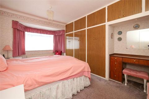 2 Heaton Close, Baildon, Shipley, BD17 5PL