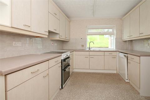 13 Shay Close, Bradford, BD9 6SJ