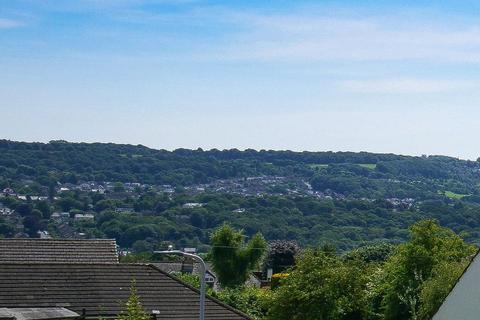 4 The Rowans, Baildon, Shipley, BD17 5DB