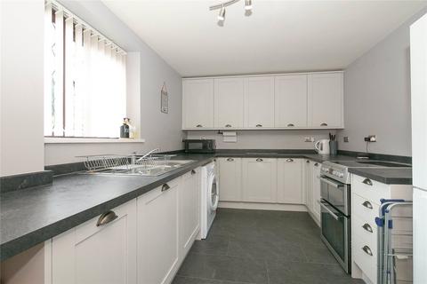 22 Emmeline Close, Bradford, BD10 9RF