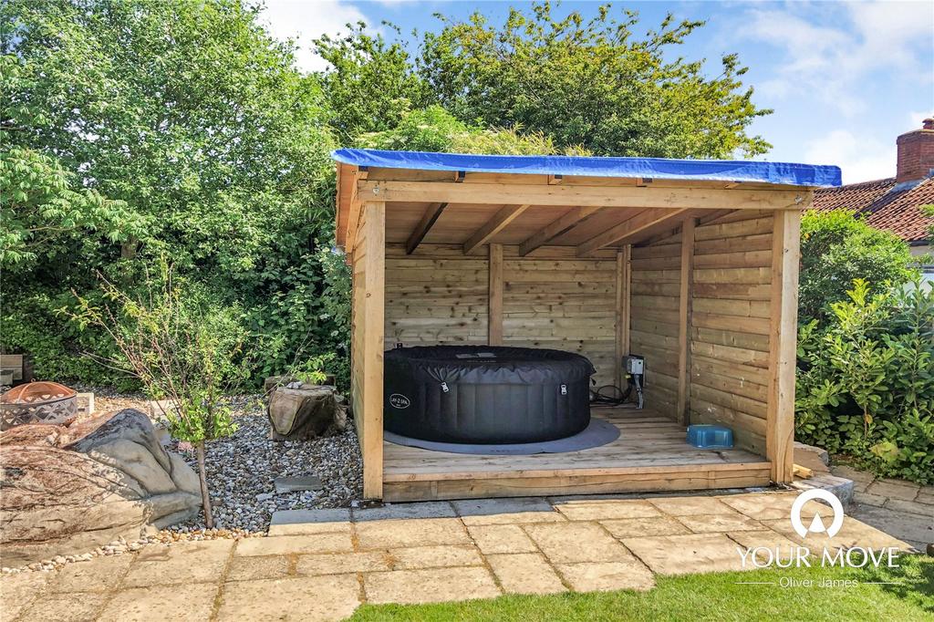 Hot Tub Shelter