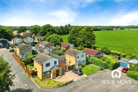 3 bedroom detached house for sale, Pinewood Gardens, Beccles NR34