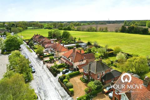 3 bedroom detached house for sale, Ringsfield Road, Suffolk NR34