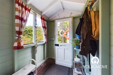 1 Church Path, Earsham, Bungay, NR35 2TX