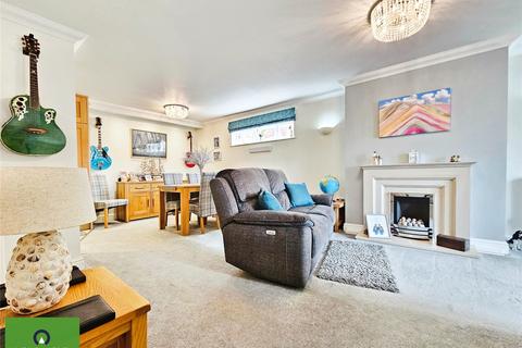 2 bedroom flat for sale, Kingsgate Avenue, Kent CT10