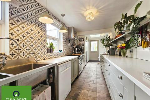 221 Beacon Road, Broadstairs, CT10 3DY